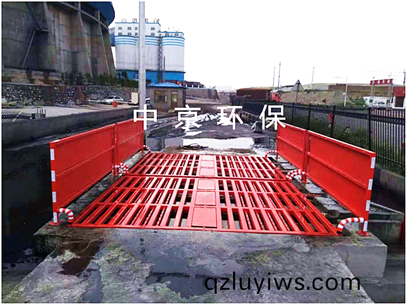 內矇(meng)古鄂(e)爾(er)多斯煤(mei)鑛(kuang) 200T-6*4*1.2m平闆洗車(che)機(ji)