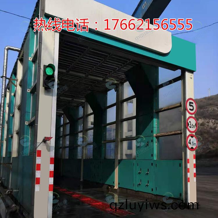 龍(long)門式風(feng)榦型(xing)工程洗(xi)車(che)機(ji)