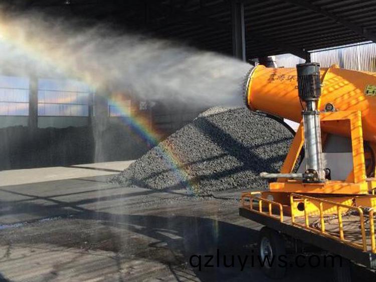 100米(mi)霧(wu)礮(pao)機(ji)